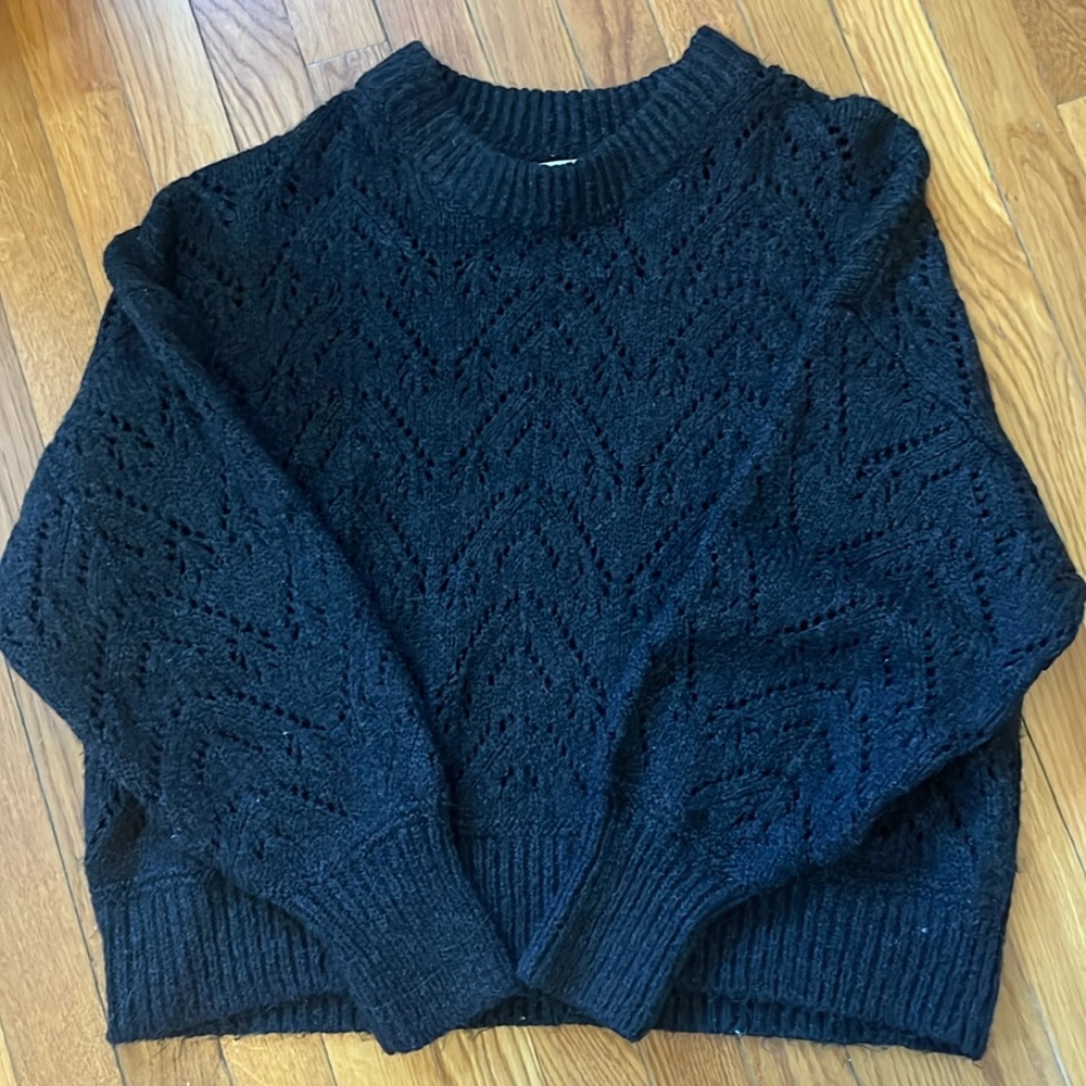 black sweater from old navy